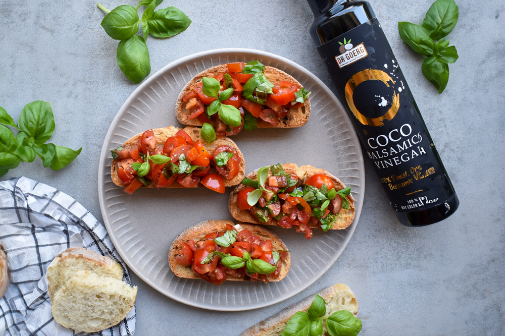 Bruschetta mit Tomaten und Balsamico