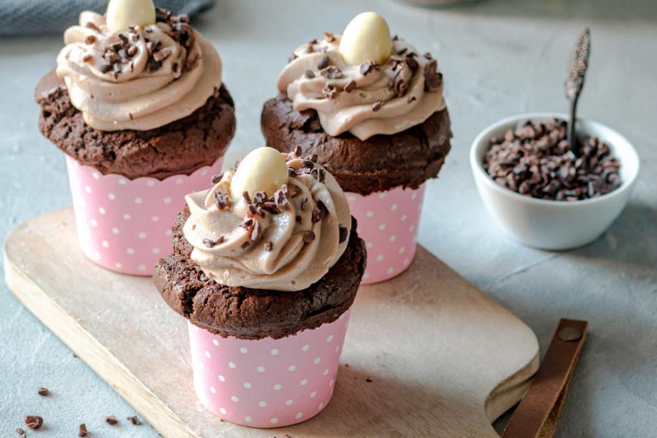 Schoko-Oster-Muffins mit Kokosmilch