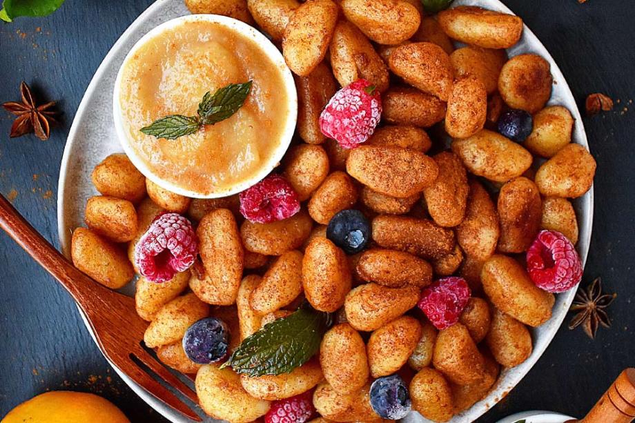 Süße Gnocchi mit Apfelmus