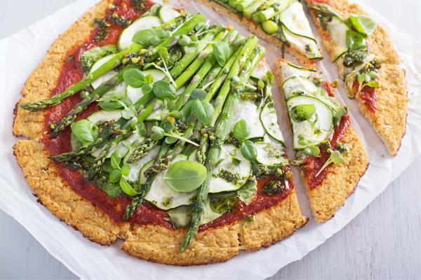 Knusprige Low Carb Pizza