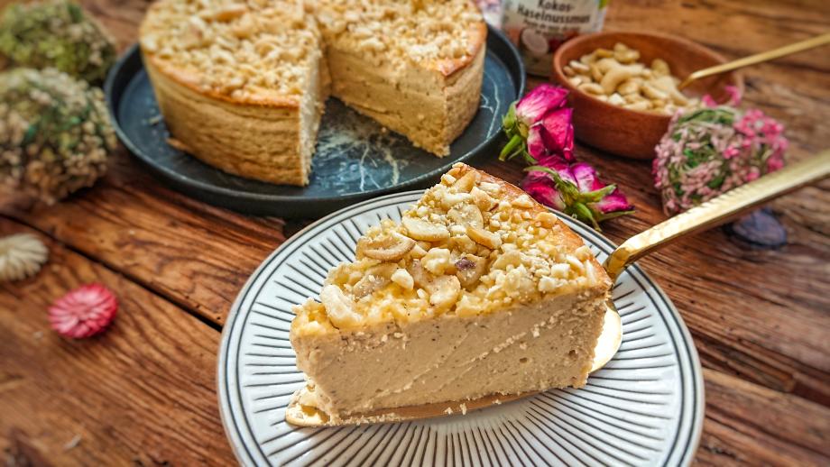 Lowcarb Kokos-Haselnuss-Cheesecake