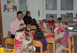 Leuchtende Kinderaugen in der "Villa Kunterbunt"