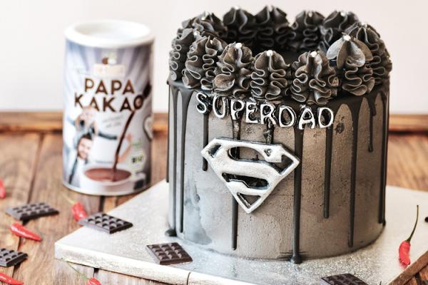 Superdad-Torte mit Haselnuss-Schokocreme