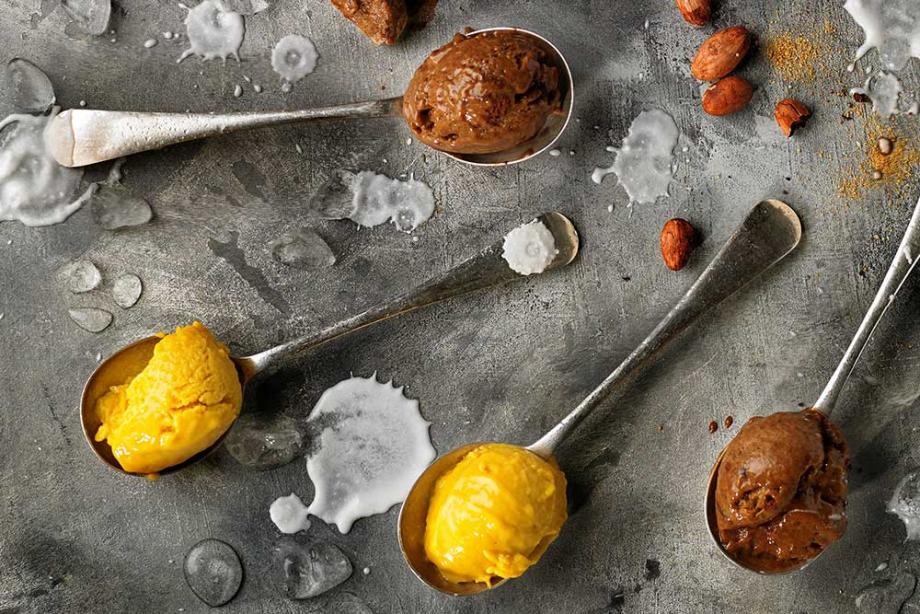 Kokos-Mango-Eis