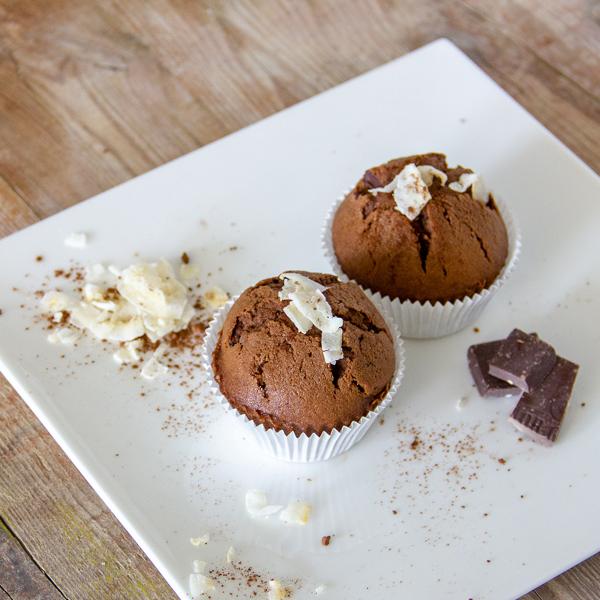 Magdalenas de chocolate con azúcar de coco