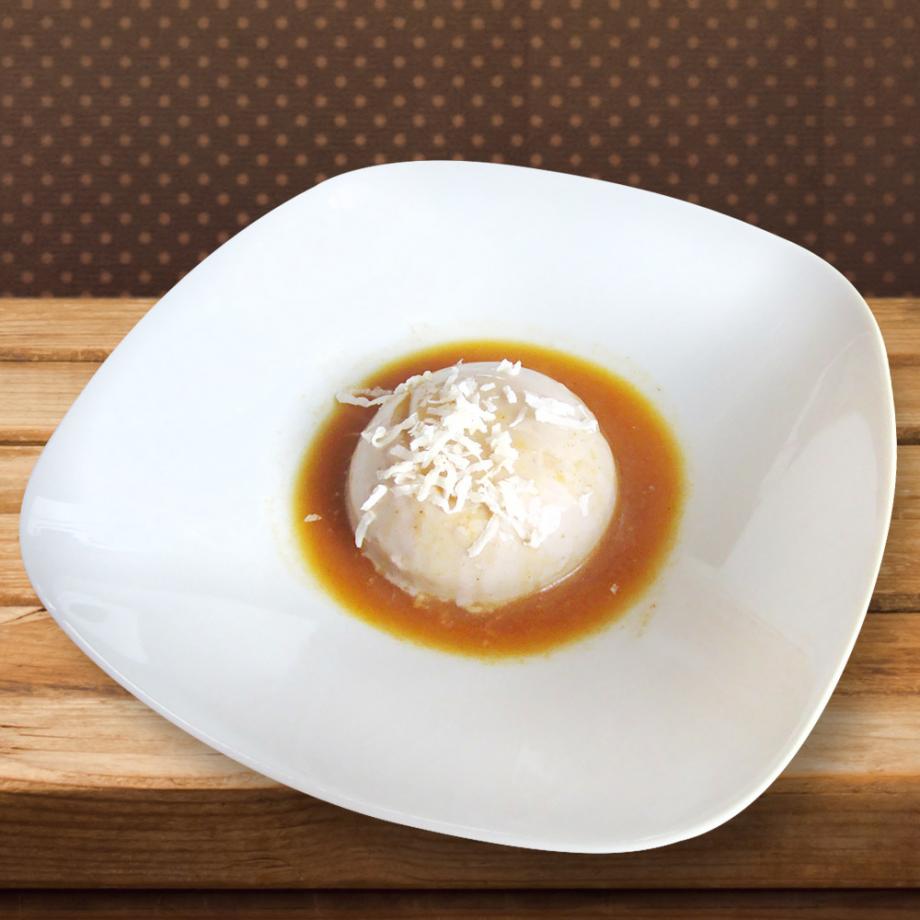 Weihnachtliche Panna Cotta mit Mandarinen-Sauce