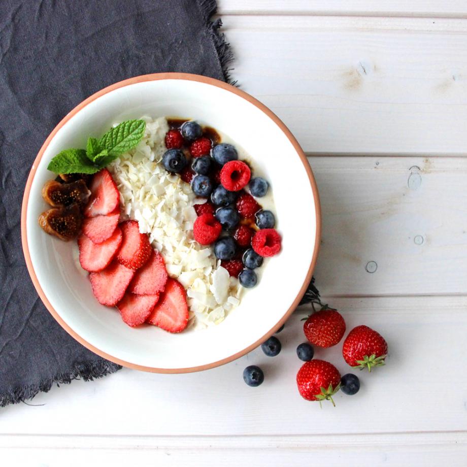 Kokos-Smoothiebowl