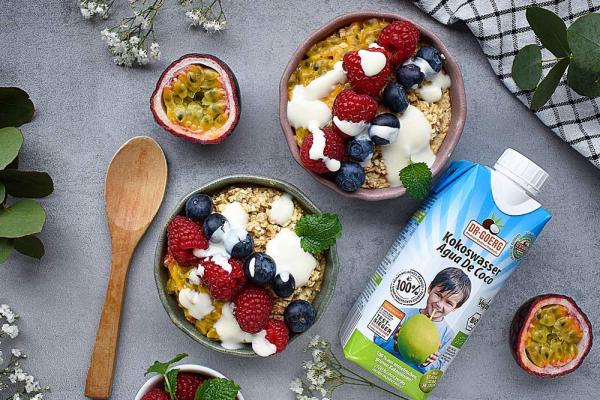 Baked Oats mit frischen Beeren