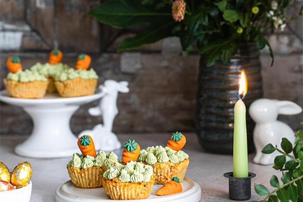 Karotten-Cupcakes mit Frischkäse-Frosting
