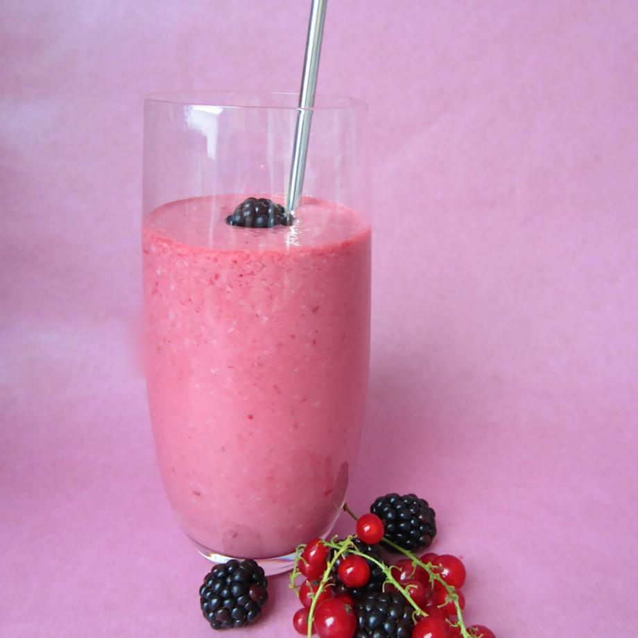 Kokos-Beeren-Smoothie